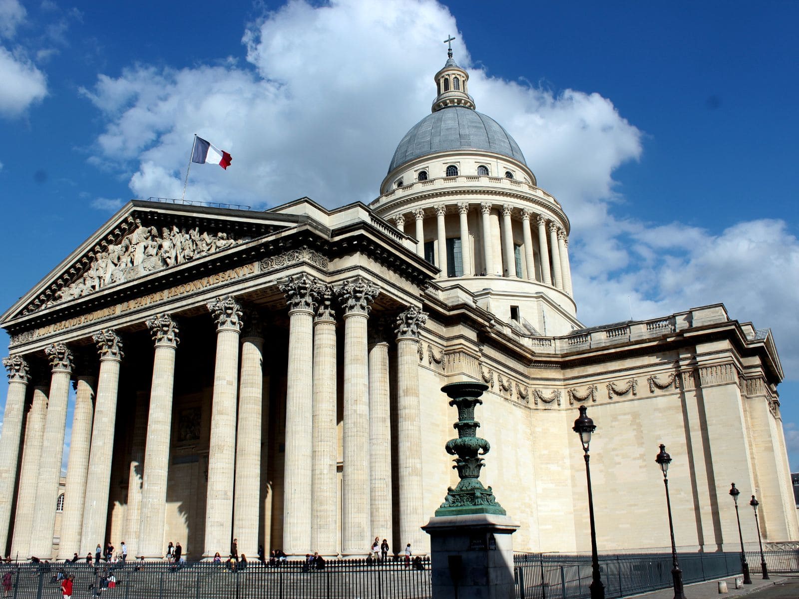 Guida al Quartiere Latino, Parigi: Cosa Vedere + Consigli 2025